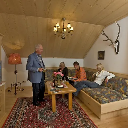 Kaiser Karl *** Apartment *