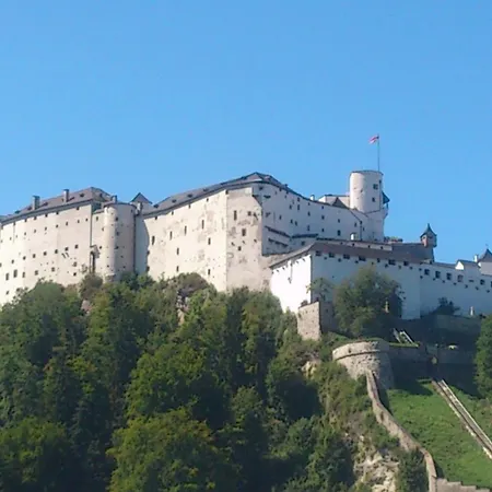 Kaiser Karl *** * Großgmain